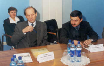 Президент НовГУ А.Л. Гавриков и губернатор области М.М. Прусак на заседании коллегии во время посещения университета заместителем министра по образованию РФ В.М. Болотова.