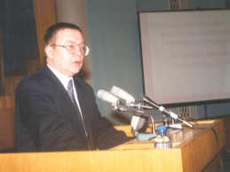 Заместитель министра образования РФ В.Болотов.