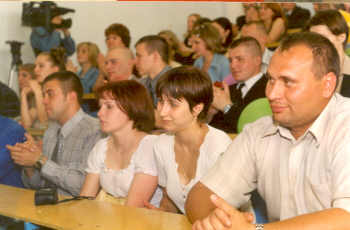 Эти выпускники знают самые современные технологии.