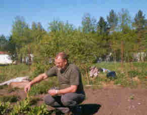 Профессор А.Д. Шишов - не только теоретик, но и практик, для которого сельское хозяйство - дело всей жизни