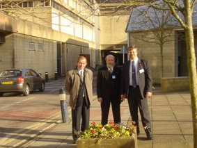 Слева направо: проректор ЛЭТИ С. Шапошников, проректор по МД НовГУ В.Н. Зеленин, проректор Петразаводского унинврситета Н.Тойвонен