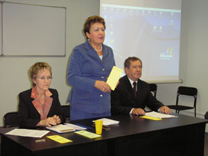 Слева направо: С.Н. Горычева, Р.М. Шерайзина и М.Н. Певзнер.