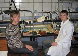 Студенты 3 курса ИЭИС (слева направо) Дмитрий Курдов и Петр Струнков.