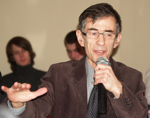 Ив Жанкло, профессор Университета Роберта Шумана, директор Института анализа проблем обороны и стратегии.