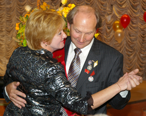 В день юбилея - вальс супругов Гавриковых.