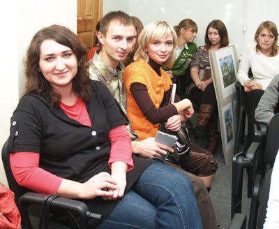 Вчерашние студенты не забывают свою родную кафедру ИЗИ.