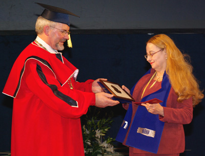 Декан ФАИС Т.М. Кауда в ответном слове сказала, что ей дорога медаль Ярослава Мудрого.