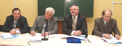 Фото (слева направо): В.Н. Аверкин, И.Е. Сусанин, В.Р. Вебер и А.Л. Гавриков.