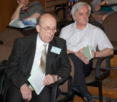 Доктора физико-математических наук Физико-технического института имени Иоффе Е.Н. Мохов и П.А. Иванов. 