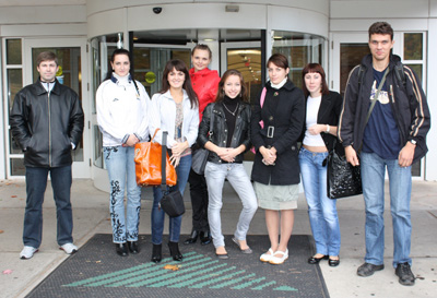 Михаил Евсеев (крайний справа).