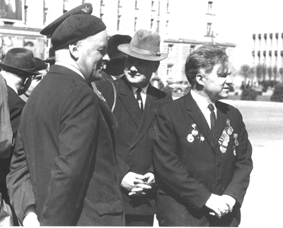 На демонстрации, посвященной 9 мая (70-е годы): В.П. Богоявленский, А.Е. Колесников, И.Н. Вязинин.
