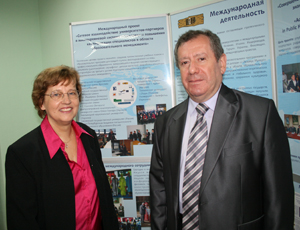 Юбиляр Ольга Грауманн и М.Н. Певзнер.